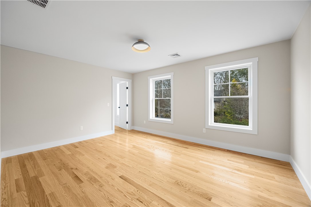 89 St Agnes Avenue Woonsocket, RI 02895 - Photo 30 of 41