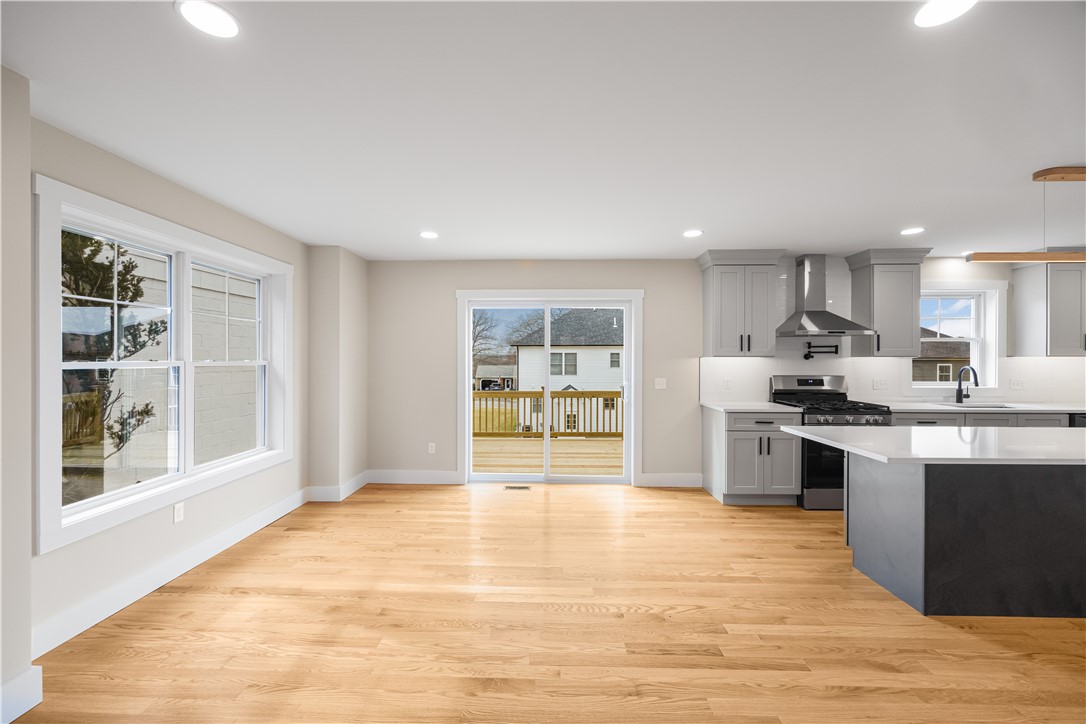 89 St Agnes Avenue Woonsocket, RI 02895 - Photo 5 of 41