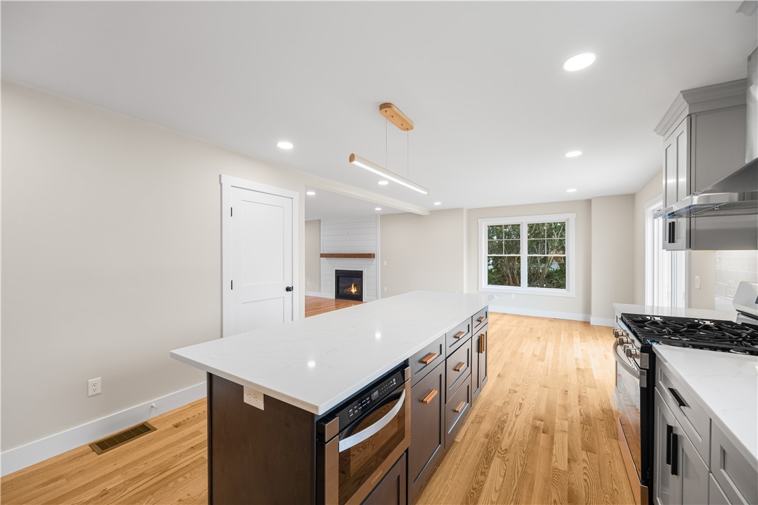 89 St Agnes Avenue Woonsocket, RI 02895 - Photo 9 of 41