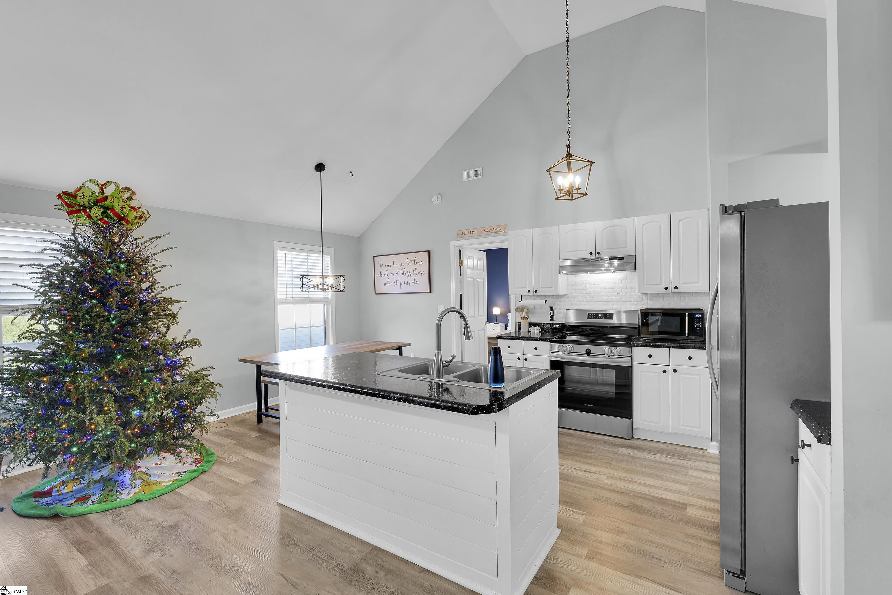 5 Rivereen Way Simpsonville, SC 29680 - Photo 5 of 32