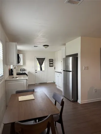 $1,750 | 5607 Collins Road, Houston, TX 77016