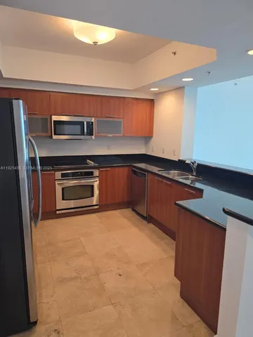 $3,500 | 14951 Royal Oaks Lane, Unit 2502, North Miami, FL 33181