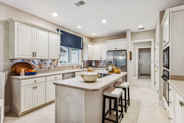 $749,500 | 31 Toppin Drive, Hilton Head Island, SC 29926