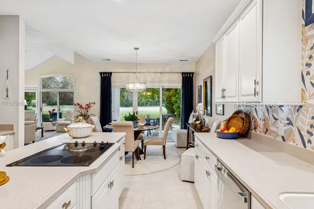 $749,500 | 31 Toppin Drive, Hilton Head Island, SC 29926