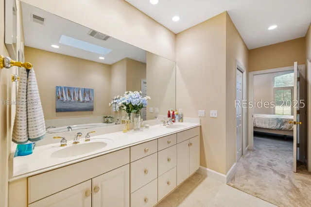 $749,500 | 31 Toppin Drive, Hilton Head Island, SC 29926