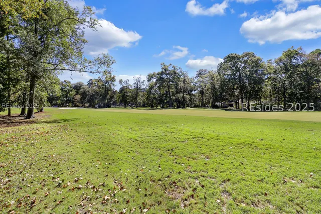 $749,500 | 31 Toppin Drive, Hilton Head Island, SC 29926