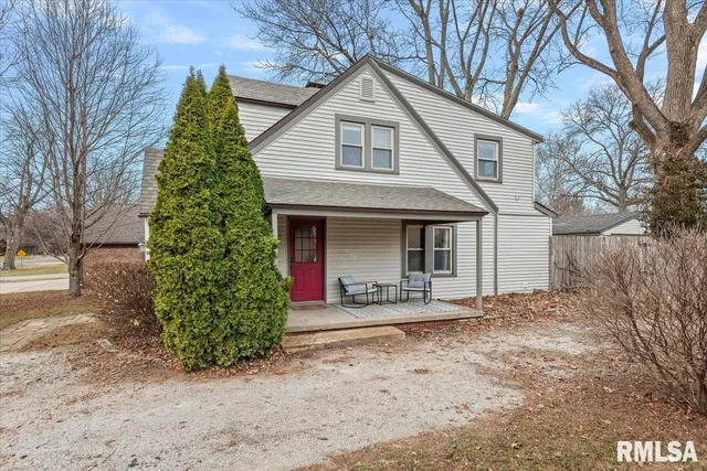 $209,900 | 2021 Cardinal Drive, Springfield, IL 62704