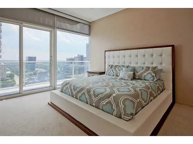 $4,500 | 45 Ivan Allen Jr Boulevard Northwest, Unit 2406, Atlanta, GA 30308