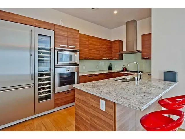 $4,500 | 45 Ivan Allen Jr Boulevard Northwest, Unit 2406, Atlanta, GA 30308