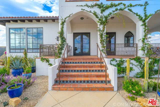 $6,950,000 | 9785 Deer Creek Road, Malibu, CA 90265