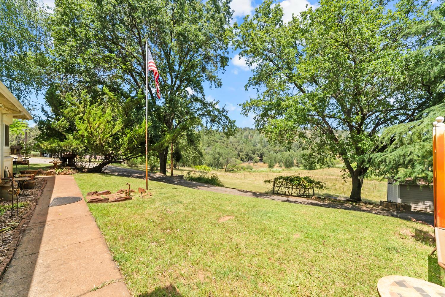 12850 Fiddletown Road Plymouth, CA 95669 - Photo 40 of 88 Main ranch house front yard