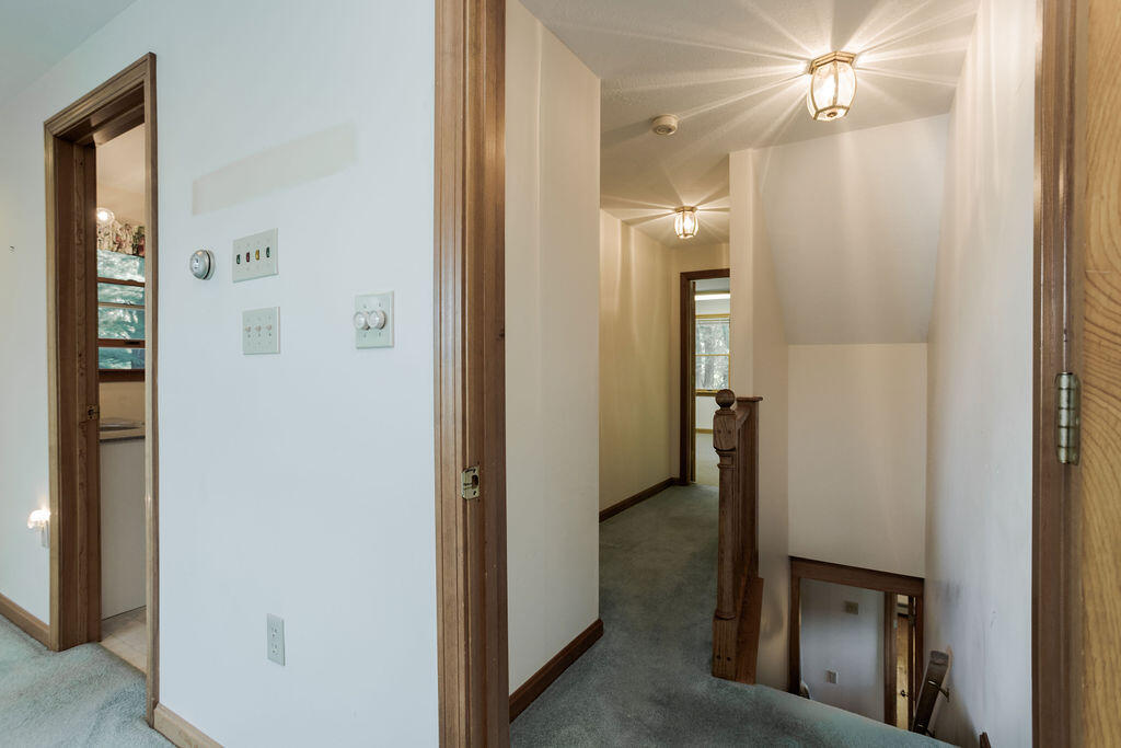 45 Pepperrell Road Kittery Point, ME 03905 - Photo 17 of 36 Second Floor