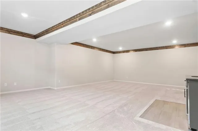 $800,000 | 2620 Northeast Woodland Oak Drive, Lee's Summit, MO 64086