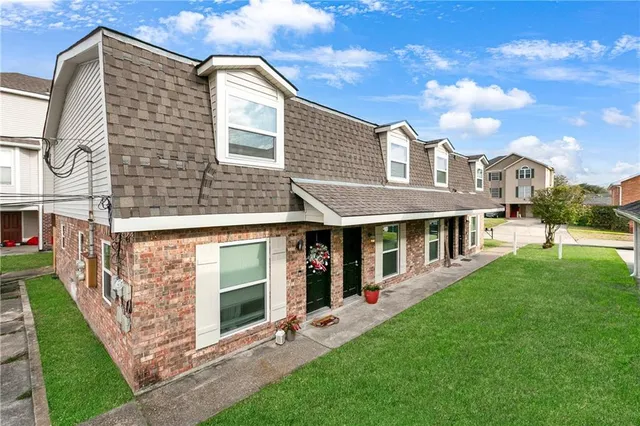 $499,000 | 44 Brandon Hall Drive, Destrehan, LA 70047