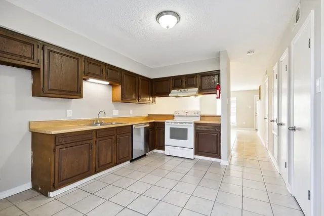 $499,000 | 44 Brandon Hall Drive, Destrehan, LA 70047