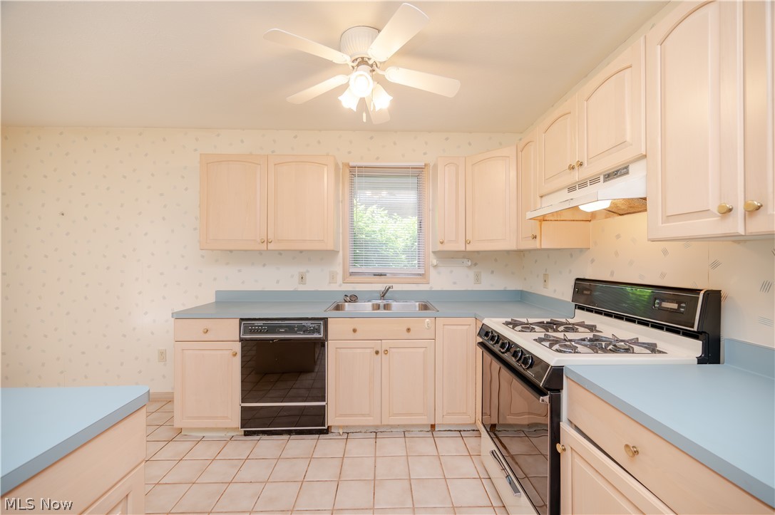 9114 Inverrary Warren, OH 44484 - Photo 11 of 49