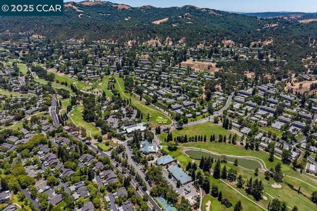 $749,000 | 1517 Rockledge Lane, Unit 2, Walnut Creek, CA 94595