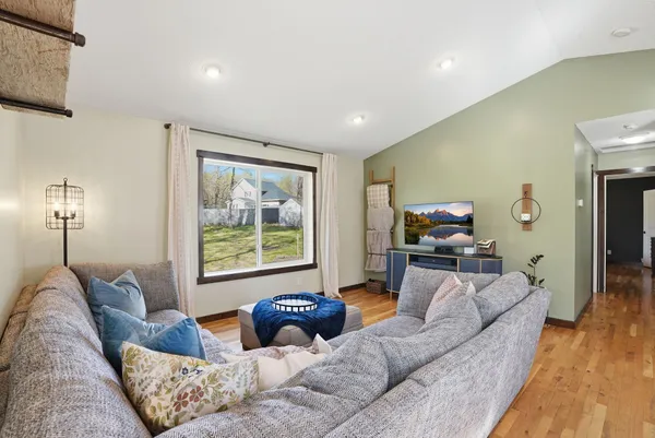 $385,000 | 104 Mills Wood Trail, Buffalo, MN 55313