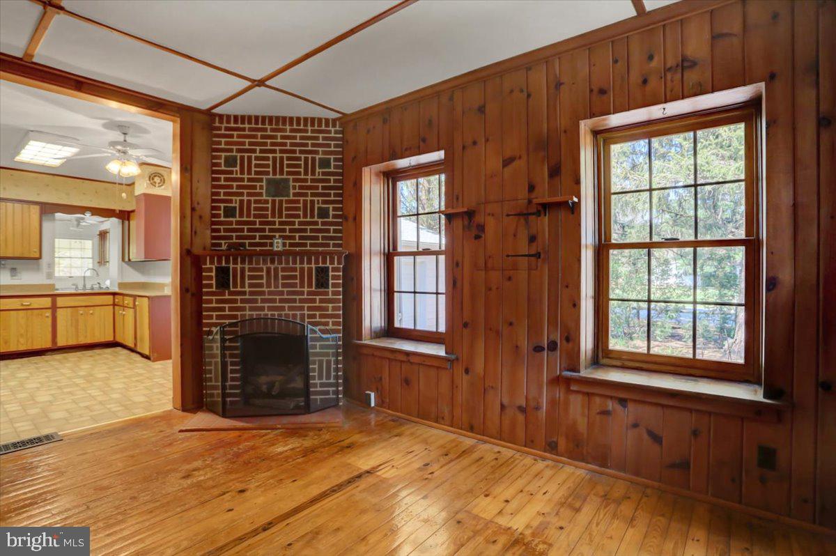 13665 Midvale Road Waynesboro, PA 17268 - Photo 13 of 60 Gallery Image 13
