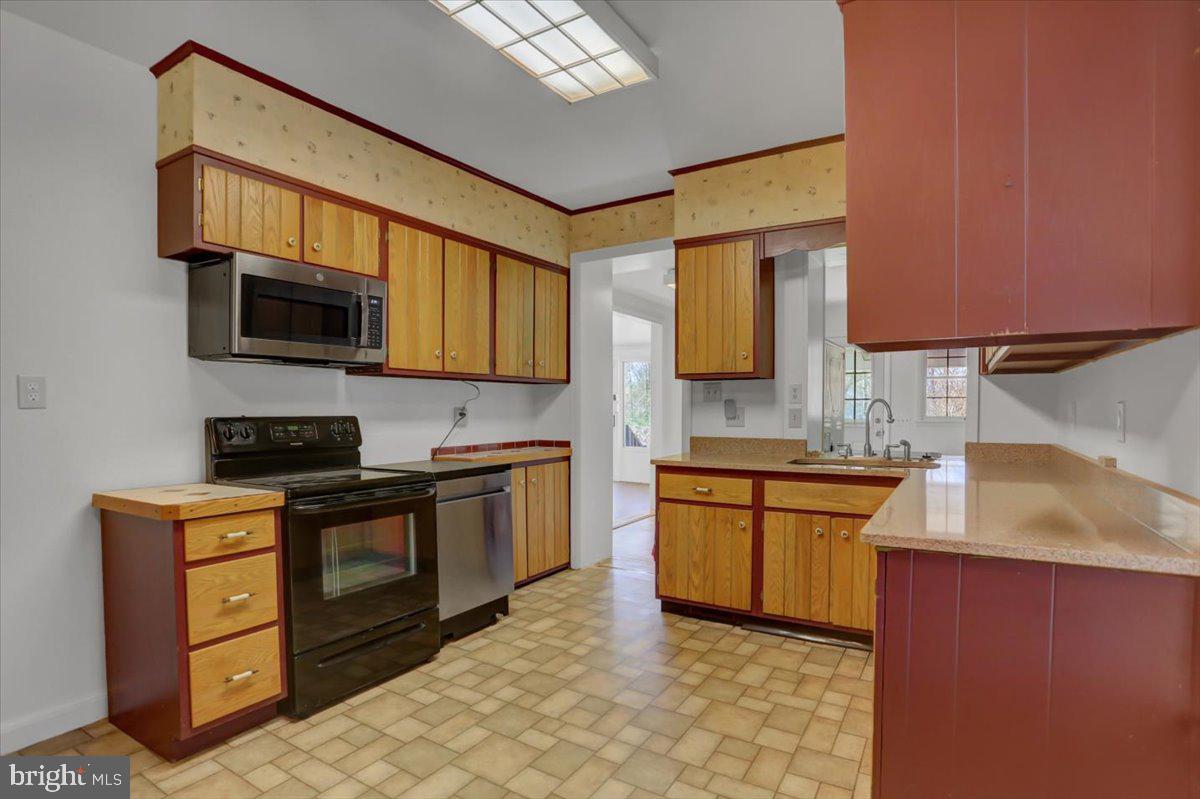 13665 Midvale Road Waynesboro, PA 17268 - Photo 17 of 60 Gallery Image 17