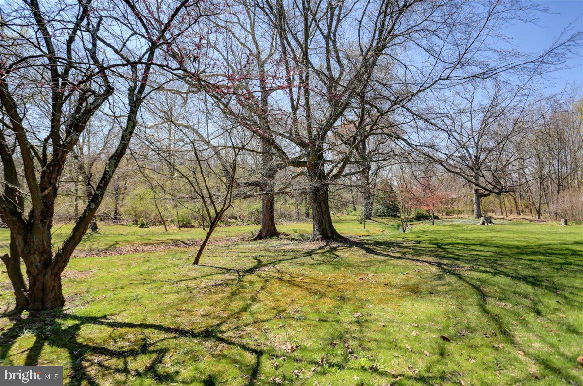 13665 Midvale Road Waynesboro, PA 17268 - Photo 6 of 60 Gallery Image 6