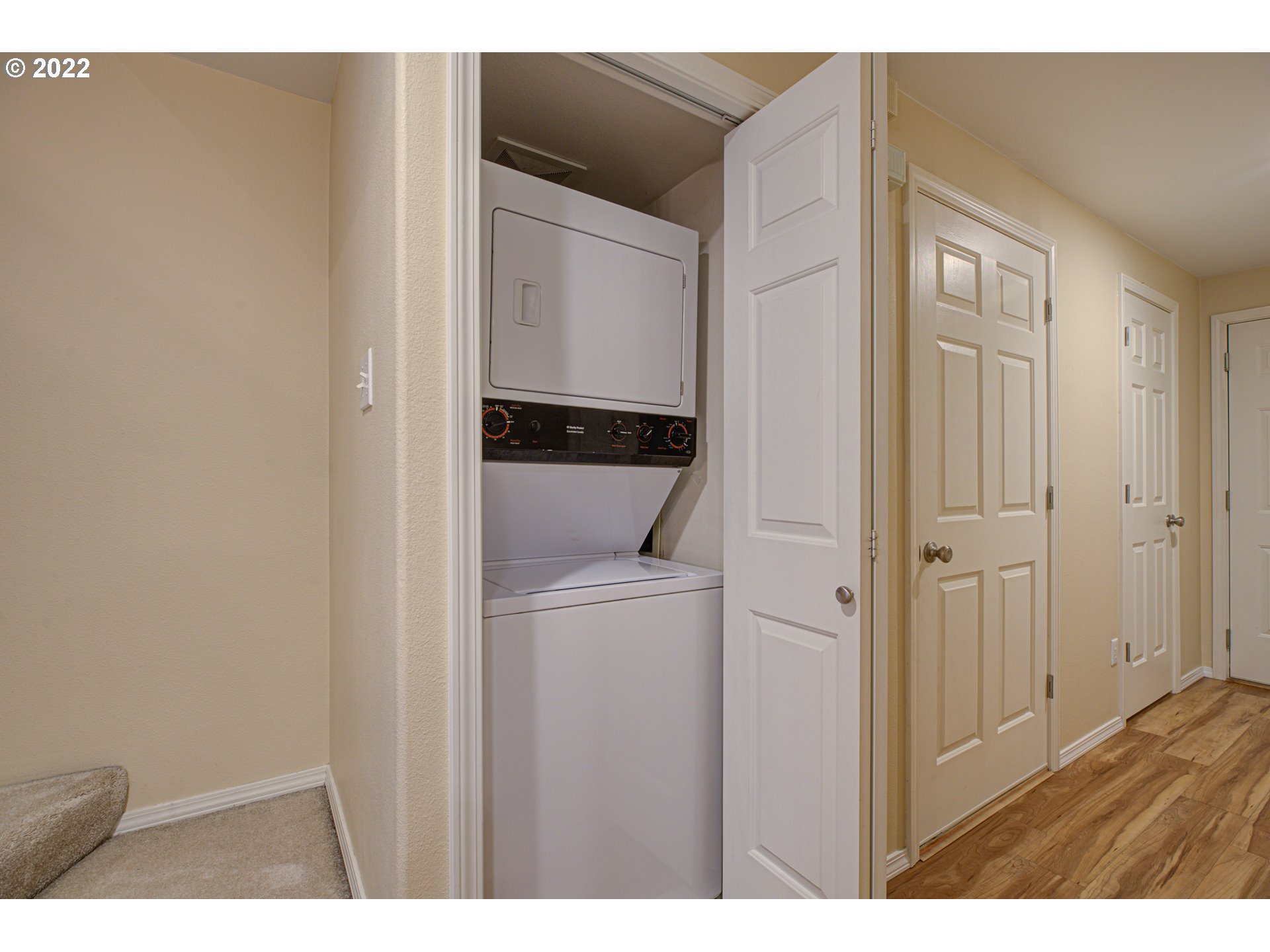 14353 Southwest Barrows Road Beaverton, OR 97007 - Photo 19 of 29 Gallery Image 19