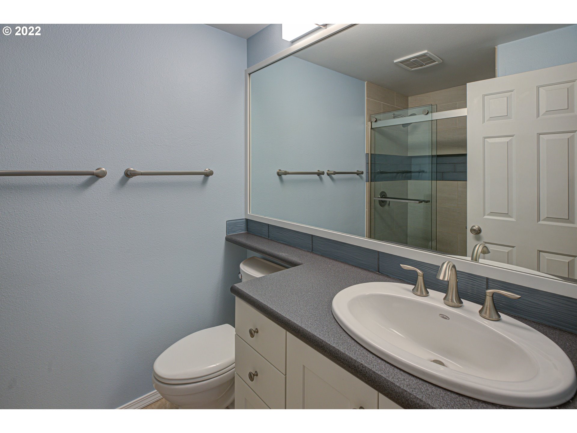 14353 Southwest Barrows Road Beaverton, OR 97007 - Photo 22 of 29 Gallery Image 22