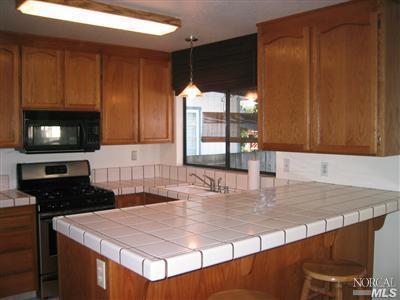 7469 Maximillian Place Rohnert Park, CA 94928 - Photo 7 of 11 Gallery Image 7