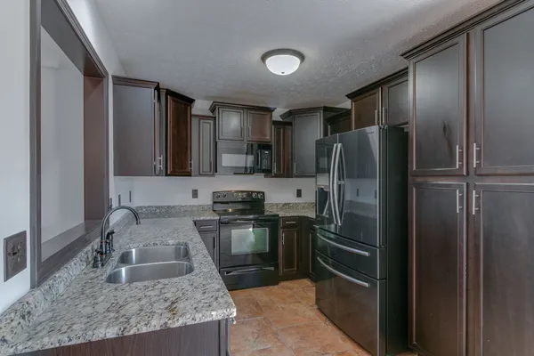 $2,250 | 1385 Mountain Way, Clarksville, TN 37043