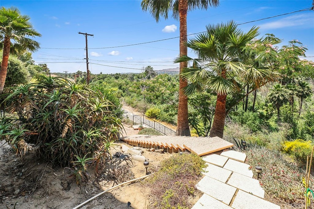 5265 Old Road Riverside, CA 92504 - Photo 29 of 75 a view of a backyard