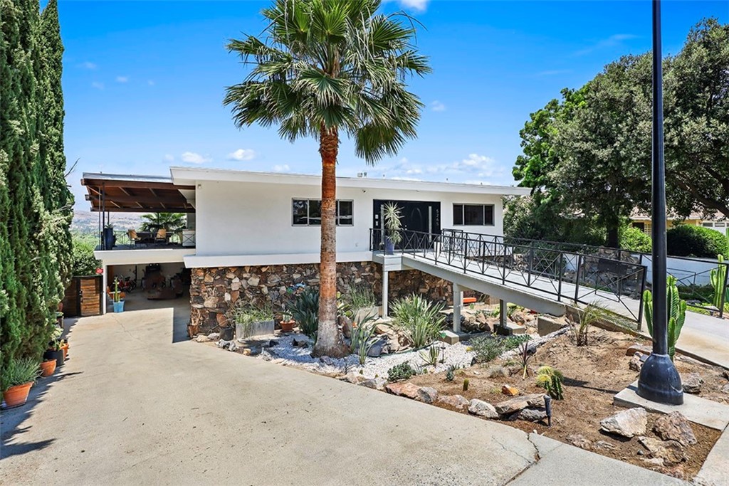 5265 Old Road Riverside, CA 92504 - Photo 8 of 75 a front view of house with yard and seating area