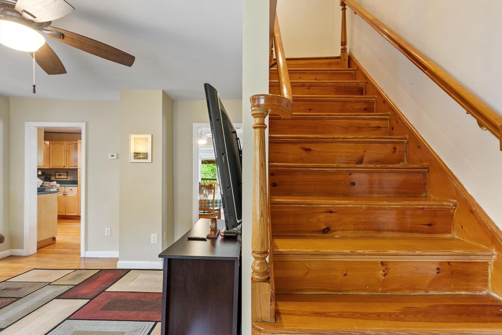 77 Mack Road Fitchburg, MA 01420 - Photo 21 of 34