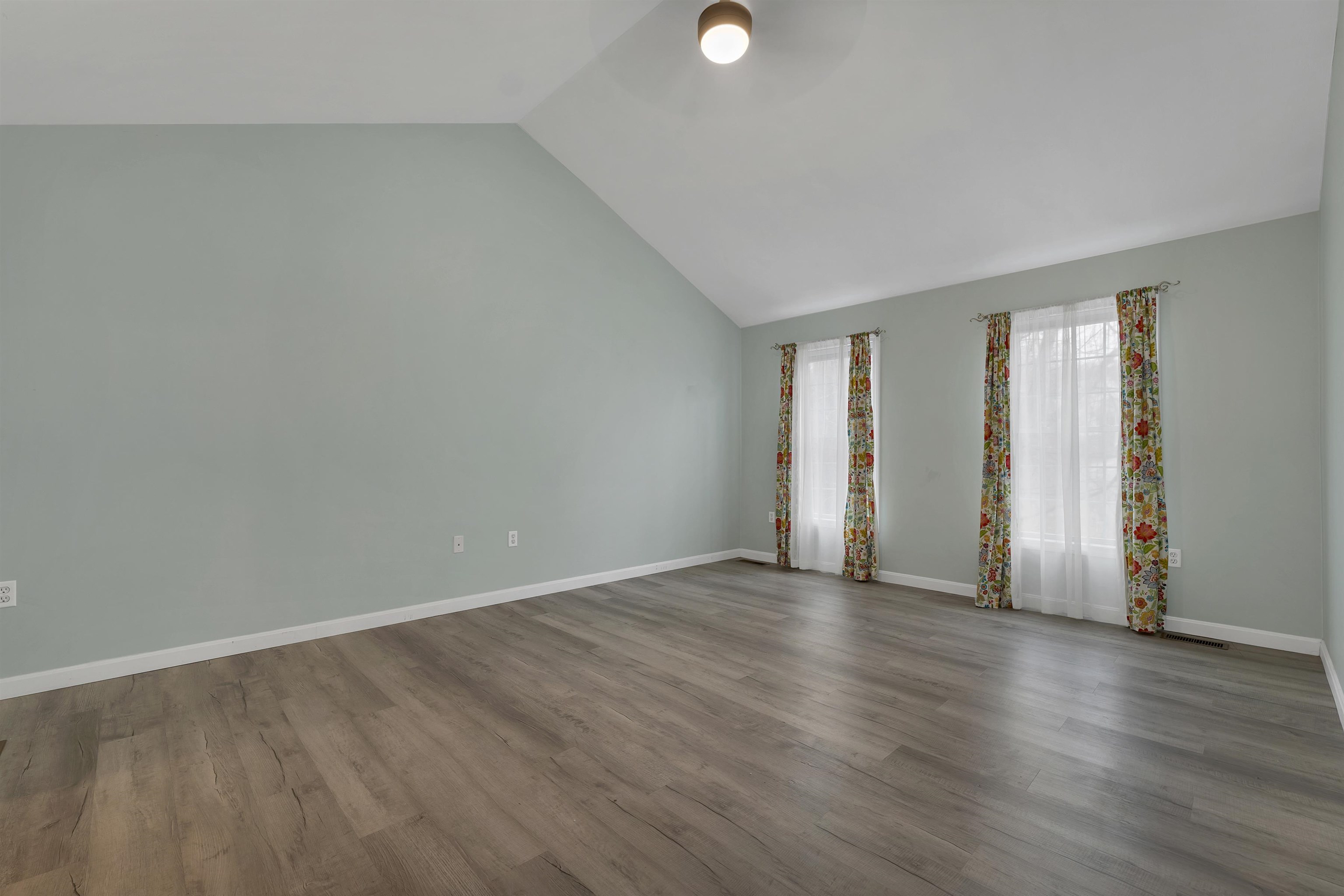 36 Wallingford Road Milford, NH 03055 - Photo 20 of 38