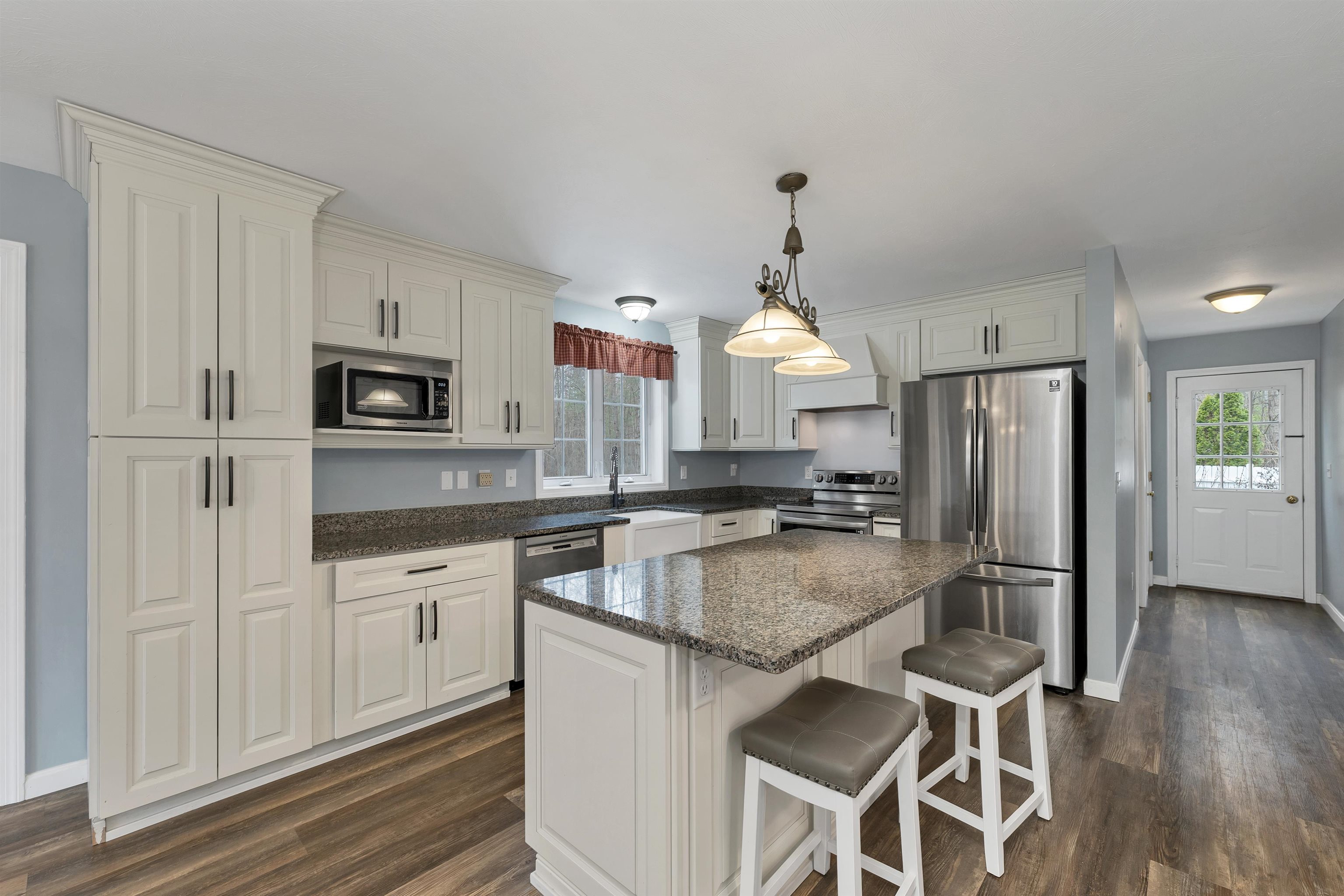 36 Wallingford Road Milford, NH 03055 - Photo 2 of 38