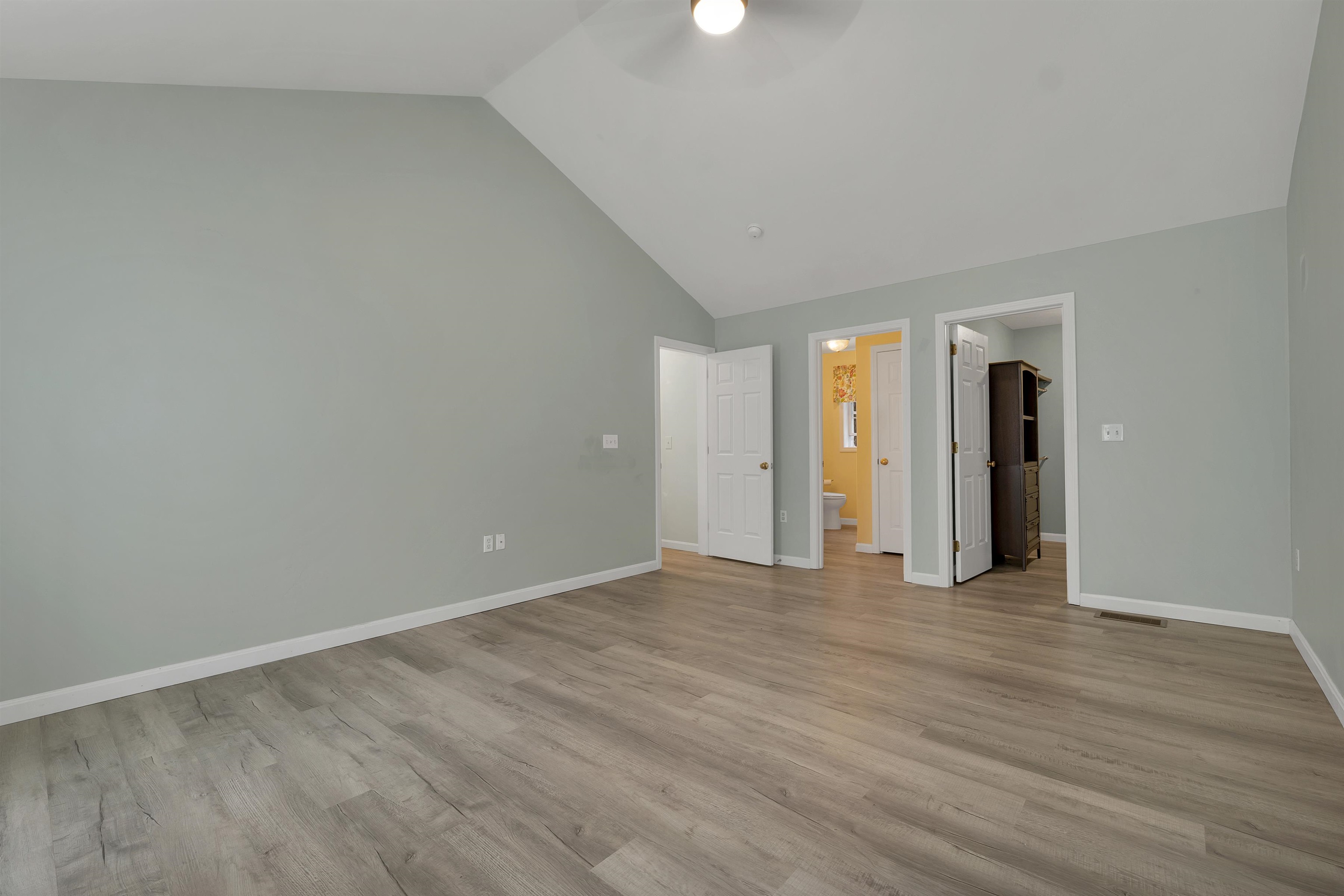 36 Wallingford Road Milford, NH 03055 - Photo 21 of 38