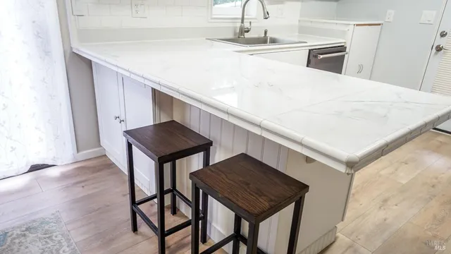 $129,900 | 546 Colonial Park Drive, Santa Rosa, CA 95403