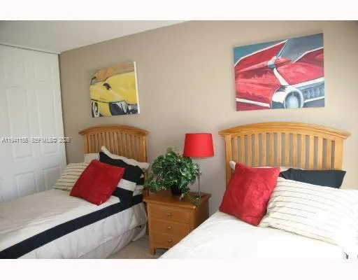 $2,000 | 603 Southwest 1st Court, Unit 603, Boynton Beach, FL 33435