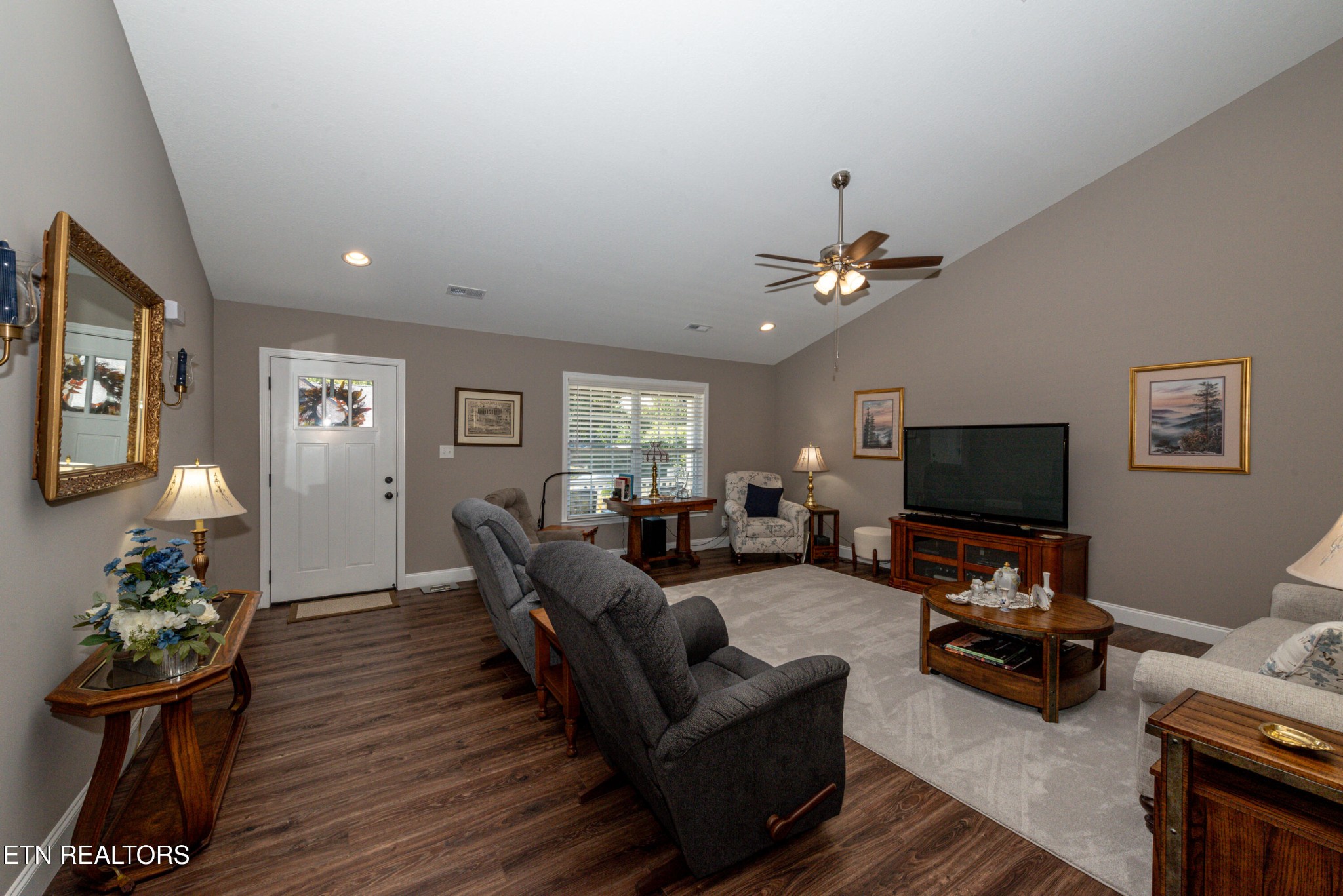 Gallery Image 7