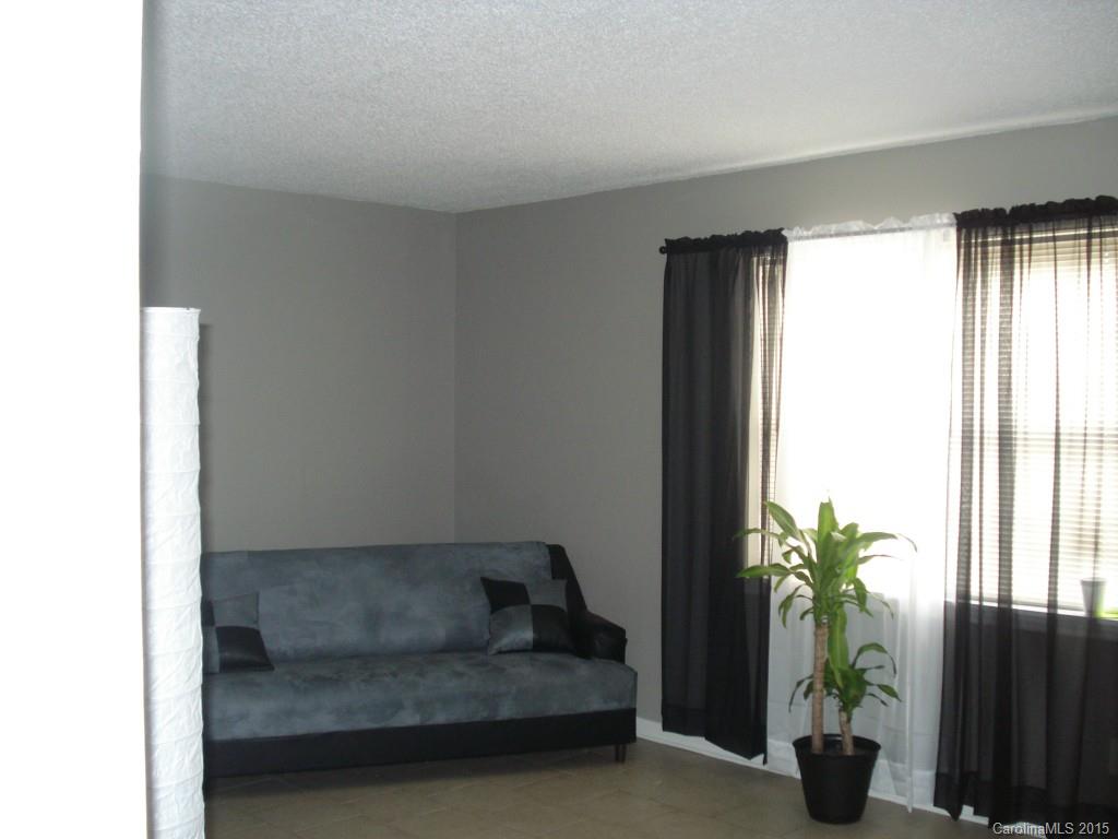 5805 Hunting Ridge Lane, Unit G Charlotte, NC 28212 - Photo 3 of 9 Gallery Image 3