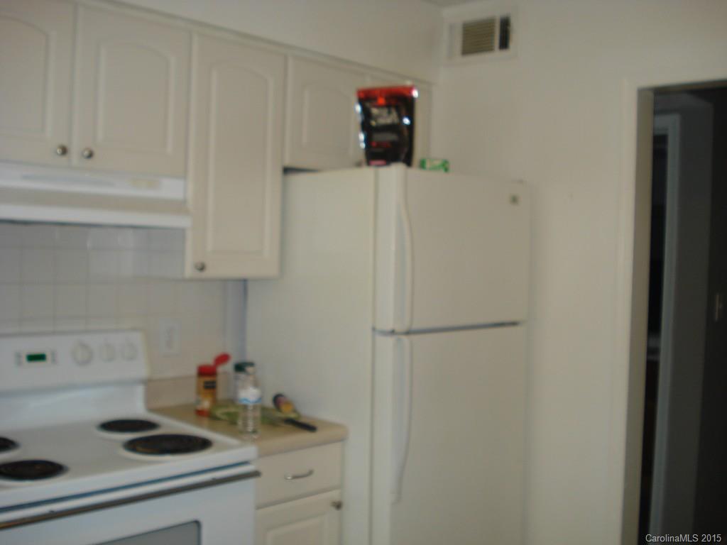 5805 Hunting Ridge Lane, Unit G Charlotte, NC 28212 - Photo 5 of 9 Gallery Image 5