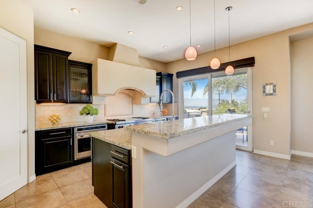 1544 Elevation Road San Diego, CA 92110 - Photo 4 of 25