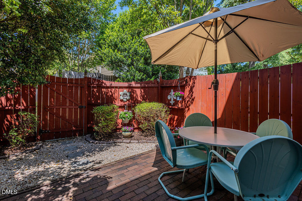 1710 Township Circle Raleigh, NC 27609 - Photo 5 of 22 Gallery Image 5
