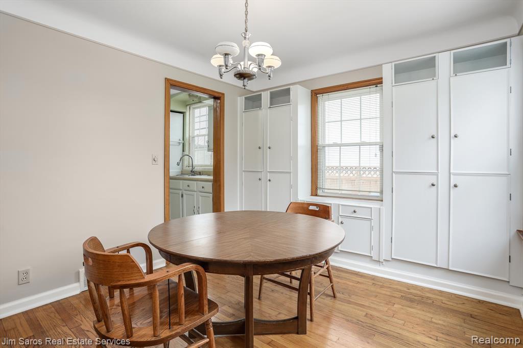 1445 Cadieux Road Grosse Pointe Park, MI 48230 - Photo 6 of 14