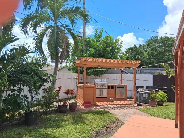 $515,000 | 7040 Southwest 29th Street, Miramar, FL 33023
