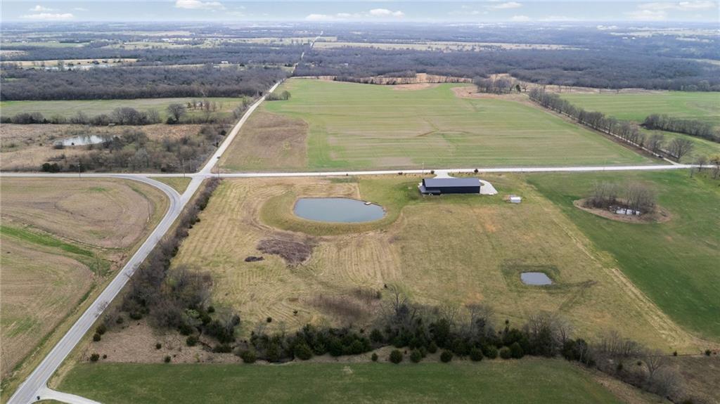 25594 Somerset Road Paola, KS 66071 - Photo 62 of 66