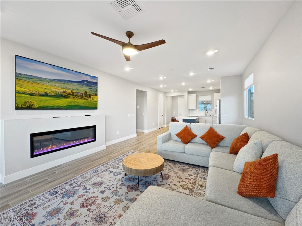 92 Stone Bluff Lane Henderson, NV 89011 - Photo 12 of 38