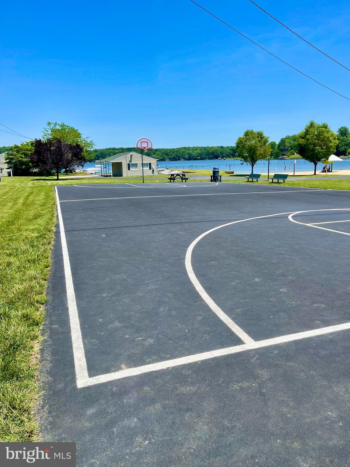 North Blue Ridge Road Louisa, VA 23093 - Photo 14 of 15 Basketball courts