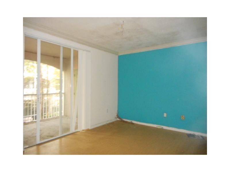 6656 West Sample Road, Unit 6656 Coral Springs, FL 33067 - Photo 5 of 12 Living Room