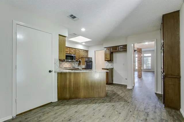 $2,300 | 3331 Lanarc Drive, Plano, TX 75023