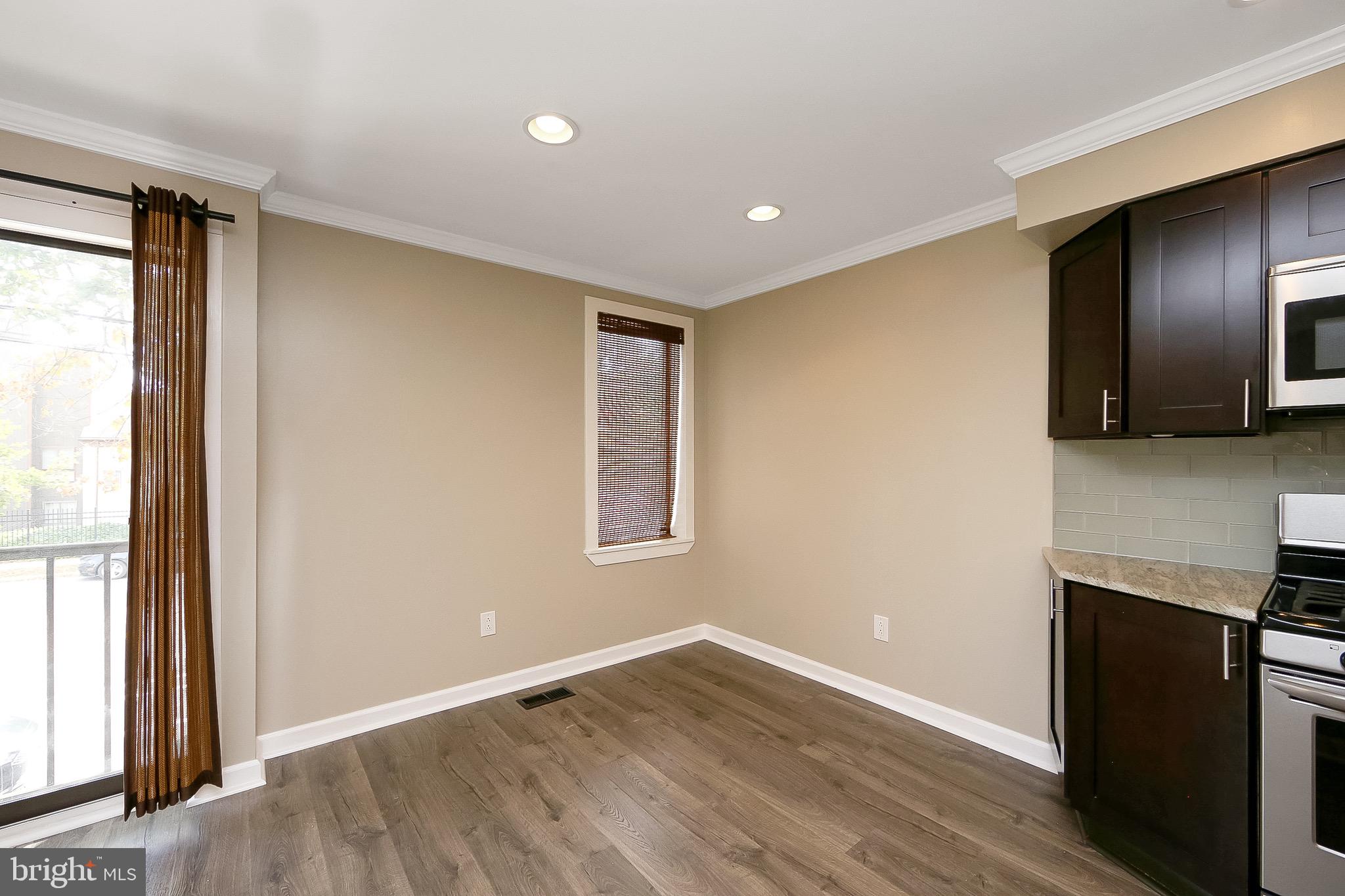 9558 State Rd., Unit 47A Philadelphia, PA 19114 - Photo 8 of 38 Nain Floor Dining Room